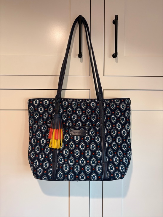 Vera Bradley Handbags - Vera Bradley Marrakesh Motifs Leather Trim Tote Bag Tassel Retired Print